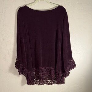 Travelers by Chicos women’s bell sleeves lace trim tunic top